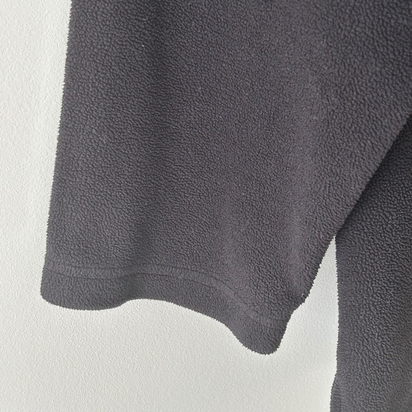 Vanity Fair Black Fleece Crewneck Top - Picture 6 of 15